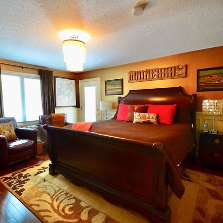 Explorer House Bed & Breakfast Niagara-on-the-Lake Exterior photo